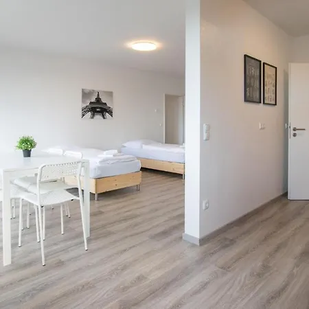 T&k Comfortable 3 With Balcony * Duisburg