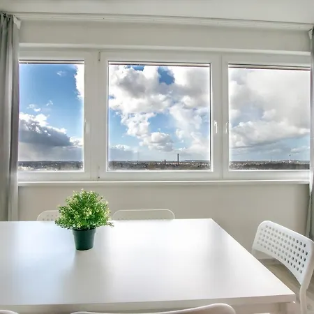 T&k Comfortable 3 With Balcony Lägenhet