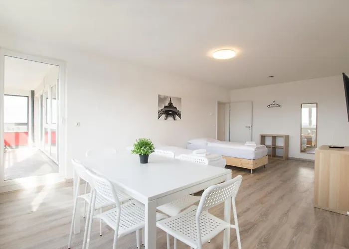 T&k Comfortable 3 With Balcony *